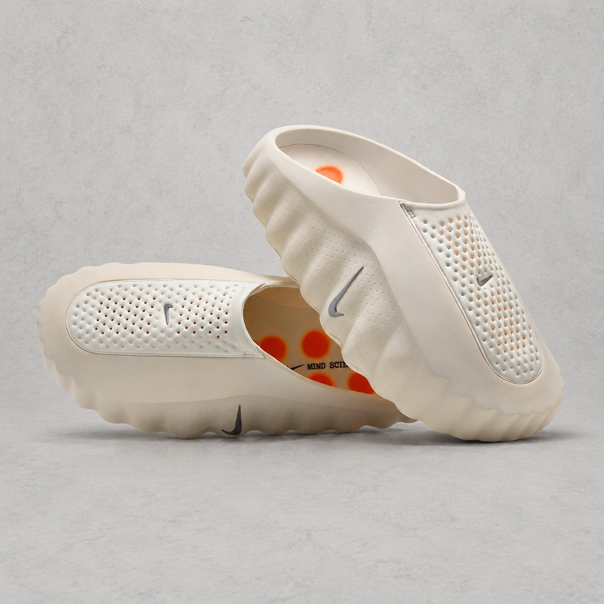 NIKE MIND 001