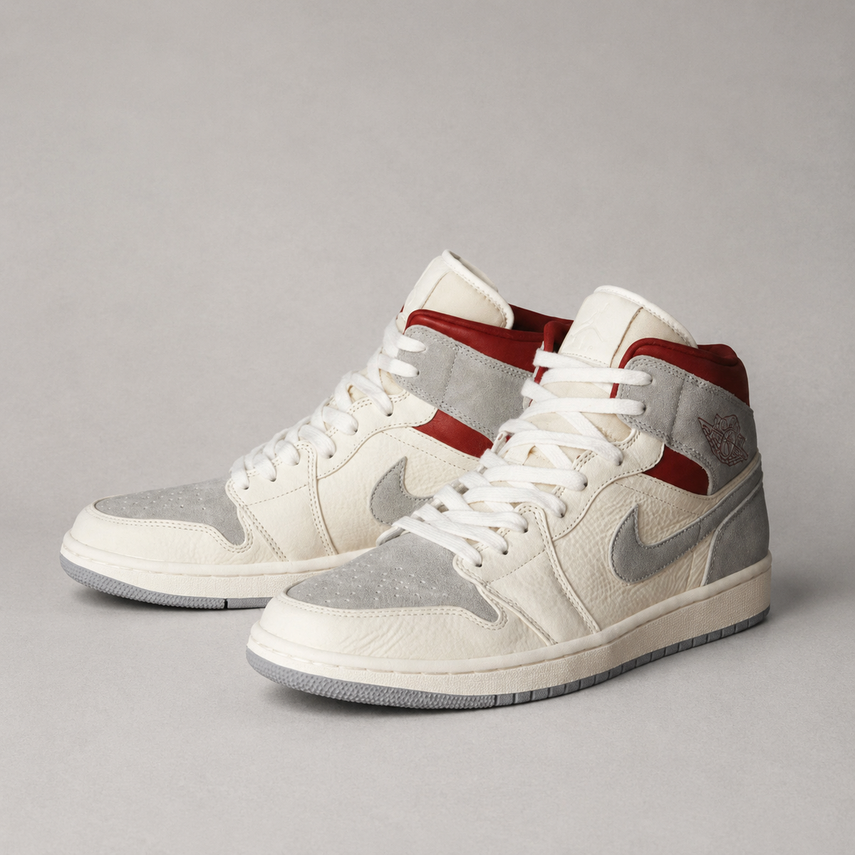 Air Jordan 1 Mid
