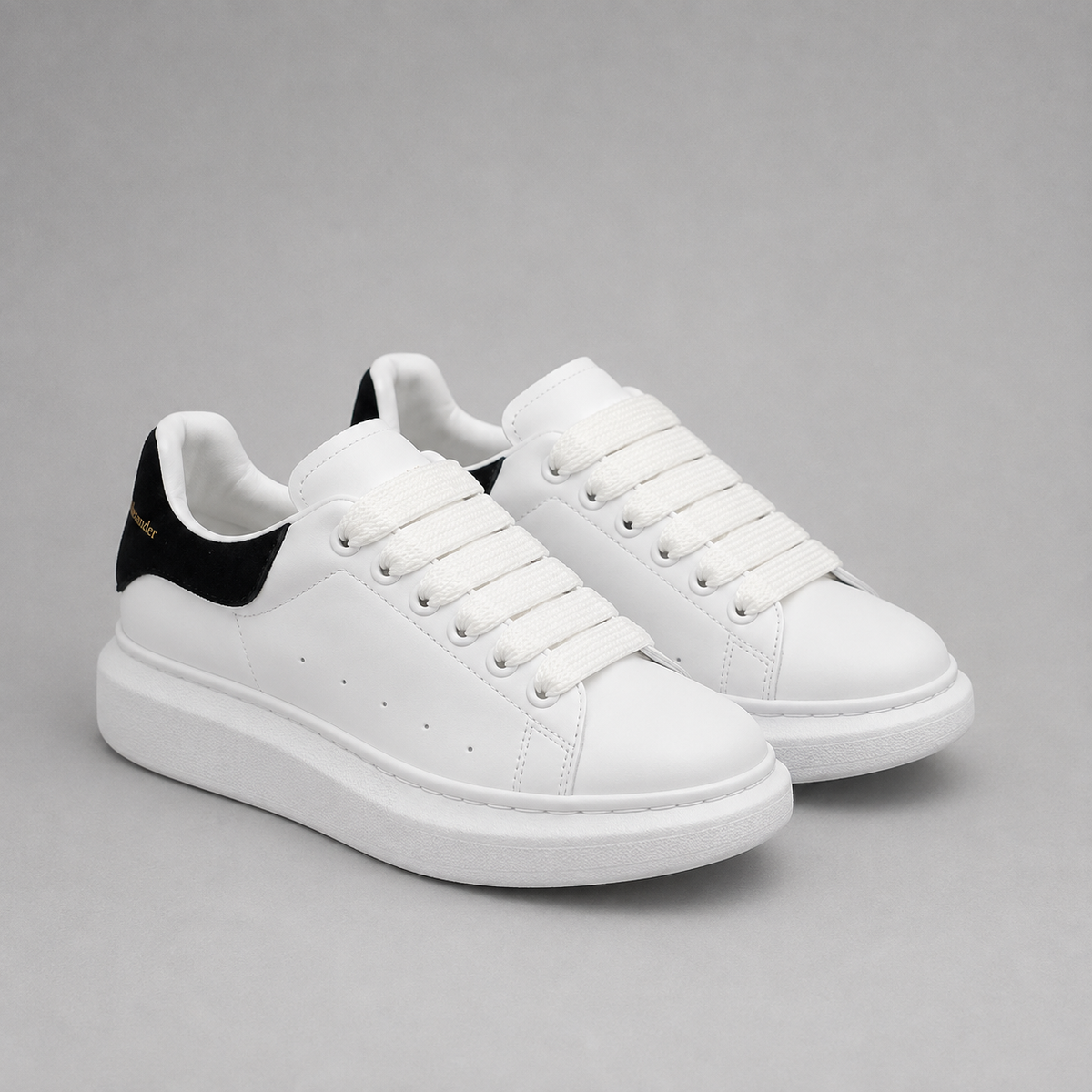 Alexander McQueen Clásico